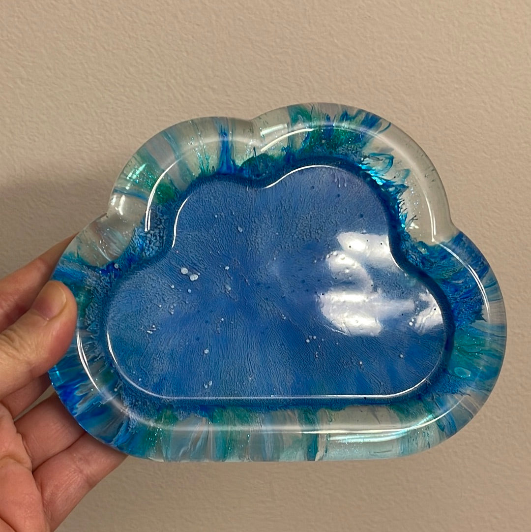 Cloud tray